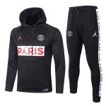 Sweat Shirt Capuche Paris Saint Germain 2022 Noir Blanc Sweat Shirt Capuche Paris Saint Germain 2022 Noir Blanc